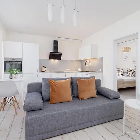 One Bedroom In The Centre - Sarego 16 Apartment