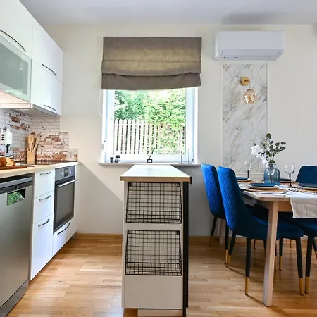 Malinowelove Aircon, 3 Rooms, Parking, Ogrod Apartment Krakow