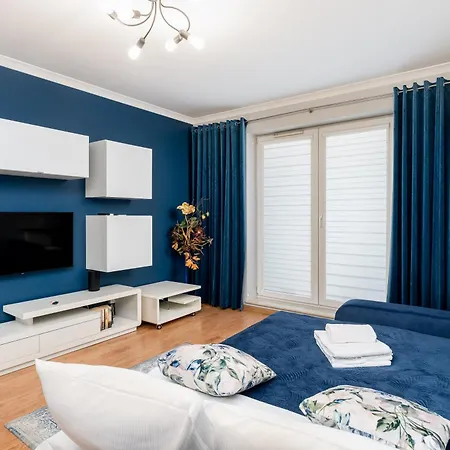 Przewoz Cosy With Terrace Apartment