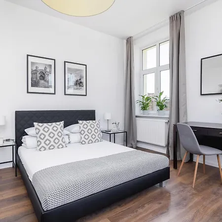 1-bedroom - Dluga 65 Краков