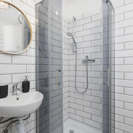 Apartament 2-bedroom - Dluga 65 *
