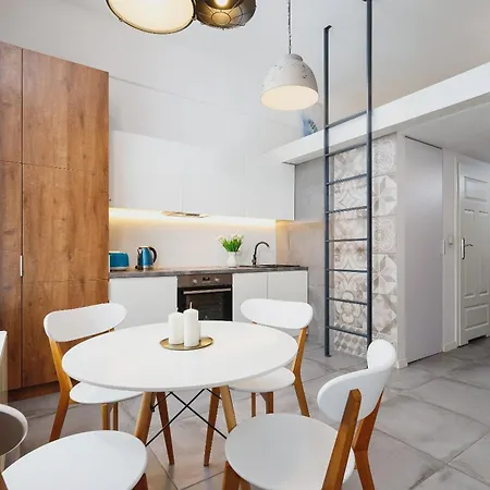 Kazimierz District - Miodowa 32 Street Apartment