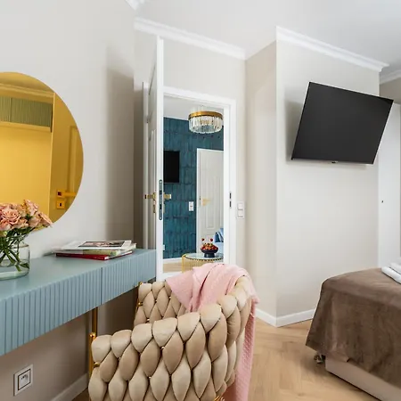 Rooftop Wawel View With Jacuzzi L Luxury Appartement Cracovie