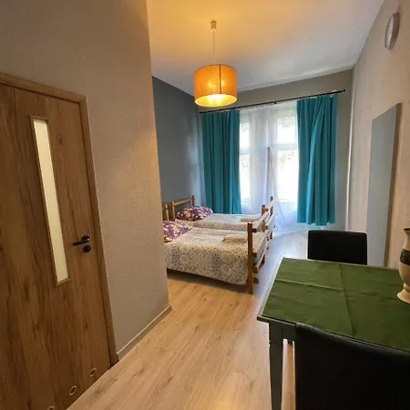 Old 4 Apartment