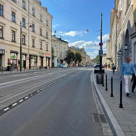 Old 4 * Krakow
