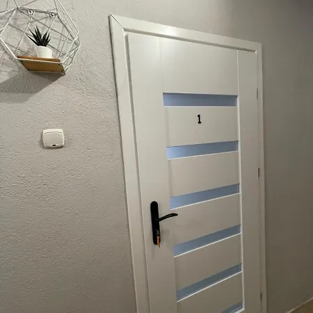 Apartment Old 1 *