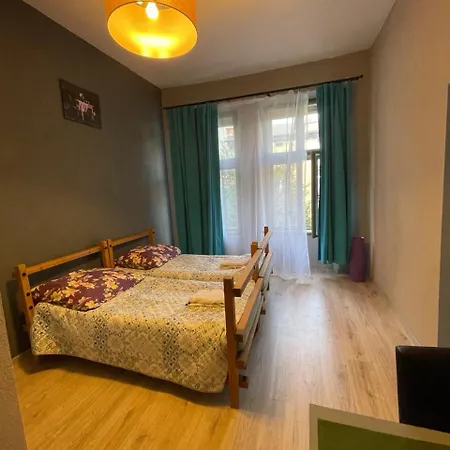 Apartment Old 4 *