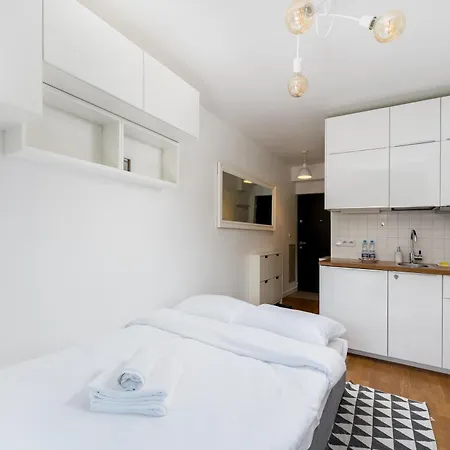 Apartment Podgorze With Balcony