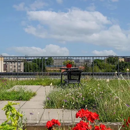 Podgorze With Balcony Apartment *