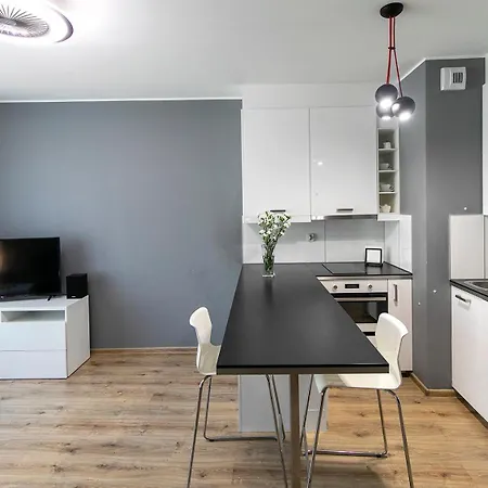 Apartment Lucky 13 *