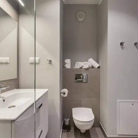 Nextdoor Hotel *