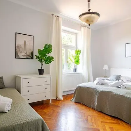 Aparthotel Florianska Gate Luxury 2*
