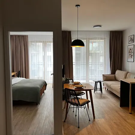 Sunrise Apartment *