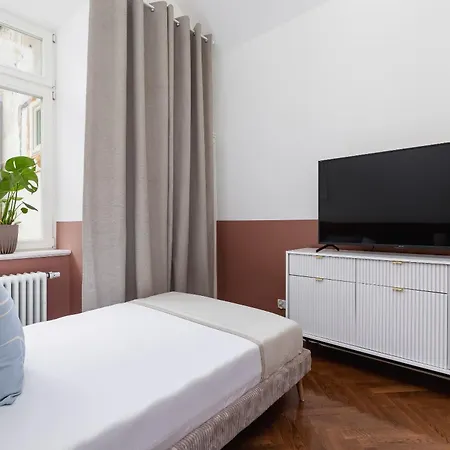 Apartament 2-bedroom - Rejtana 10 *
