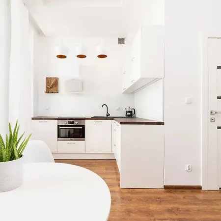 Apartment With Balcony - Rakowicka 6 Street