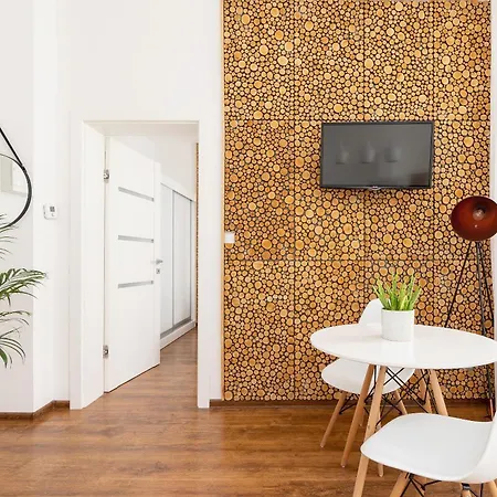 Apartment With Balcony - Rakowicka 6 Street