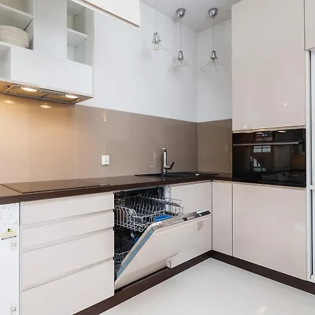 Apartment With Private Parking - Lubicz 17 Street Krakow