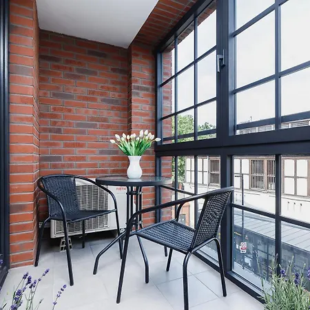Apartment With Private Parking - Lubicz 17 Street *