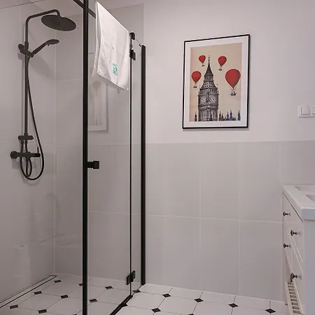 Bc7 Apartment *