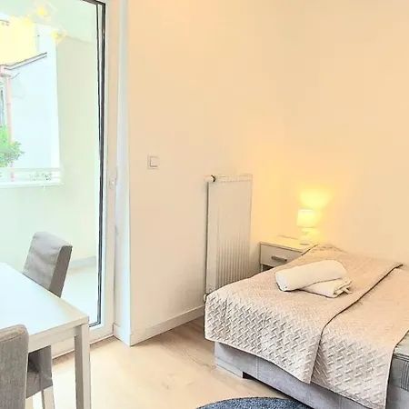 Royal Smart Cracow Aparthotel *