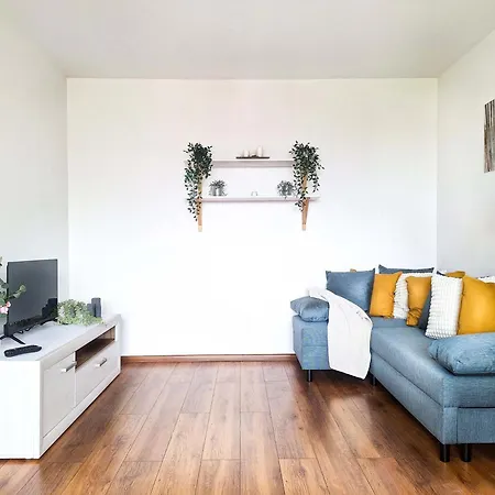 Apartment Apartament Close To Tauron Arena For 4 Guests