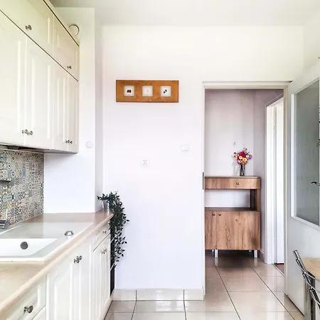 Apartment Apartament Close To Tauron Arena For 4 Guests