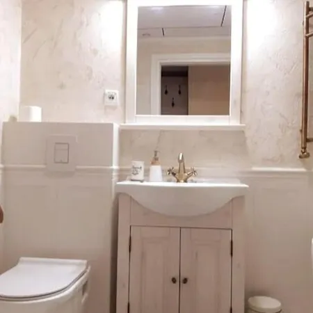 Augustianska Luxury Apartment
