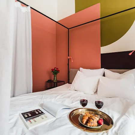 Quiet Luxury On Florianska * Krakow