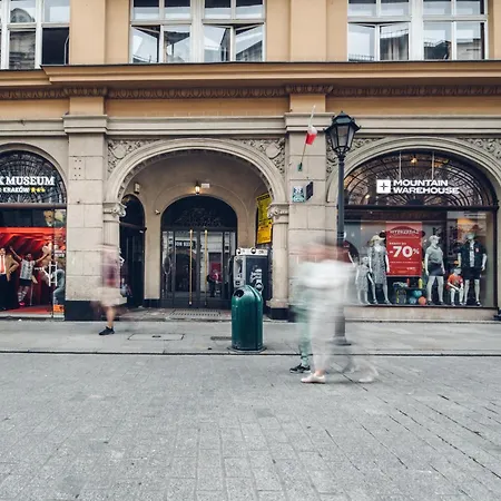 Quiet Luxury On Florianska