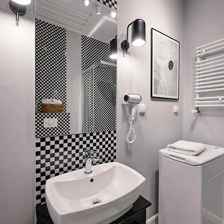 Apartment Wielopole17 Max Apartment With Ac *