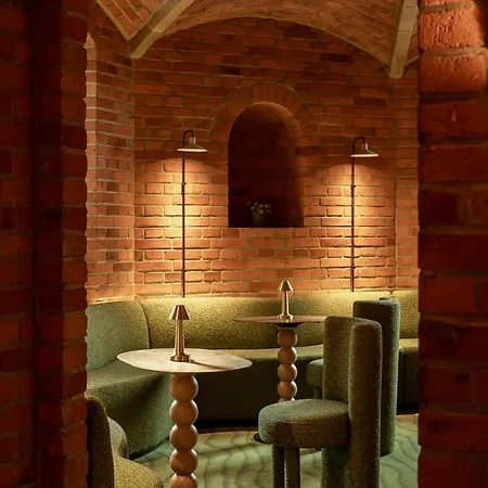 Forest Hotel 4*