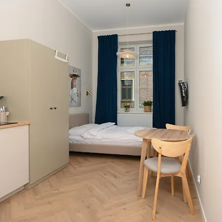 Rentplanet - Plac Matejki Apartment