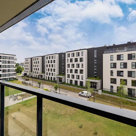 Apartament Nowoczesny Z Parkingiem Na Alei Pokoju W Krakowie By Renters *