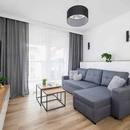 Nowoczesny Z Parkingiem Na Alei Pokoju W Krakowie By Renters Apartament Kraków