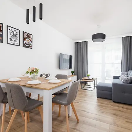 Nowoczesny Z Parkingiem Na Alei Pokoju W Krakowie By Renters Apartament *