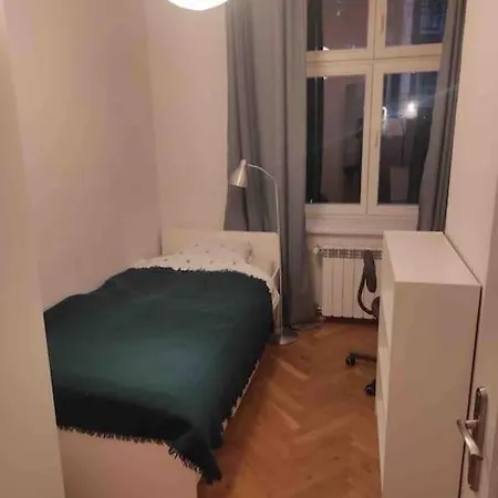 Centrally Located For 9 Guests Garbarska Apartment *