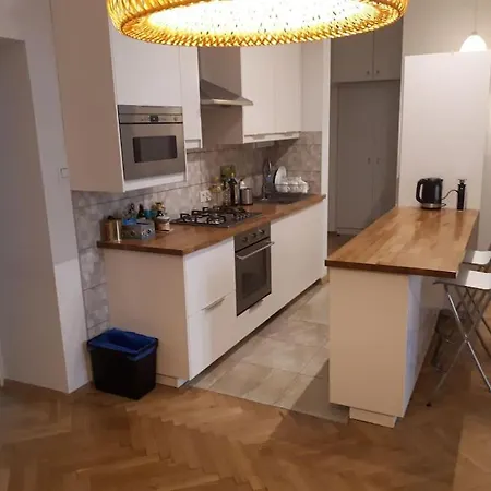 Centrally Located For 9 Guests Garbarska Apartment Krakow