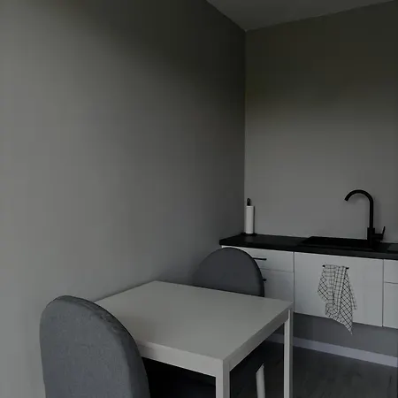 Linguiste Apartment *