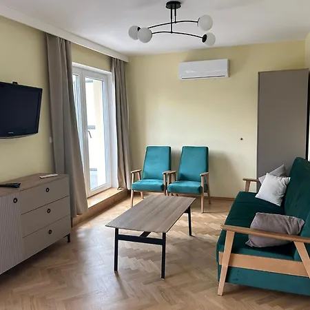Cybulskiego Guest Krakov