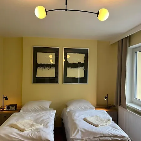 Cybulskiego Guest Krakov