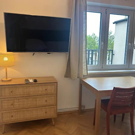 Cybulskiego Guest 3*