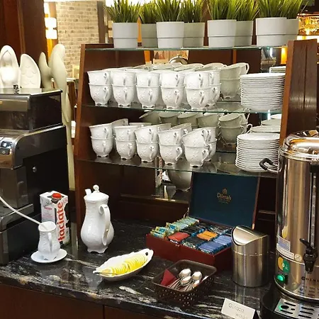 Domus Mater Hotel 3*