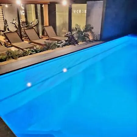 Apartament Castle Loft Apartment,spa, Gym ,sauna & Swimming Pool Free Parking