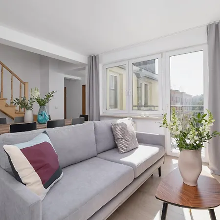 4 Bedroom With A Balcony - Prochowa 1 Appartamento