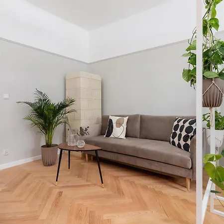 Apartamento 2 - Bedroom With Balcony - Rejtana 10 *