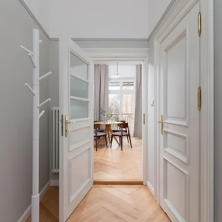 Apartamento 2 - Bedroom With Balcony - Rejtana 10