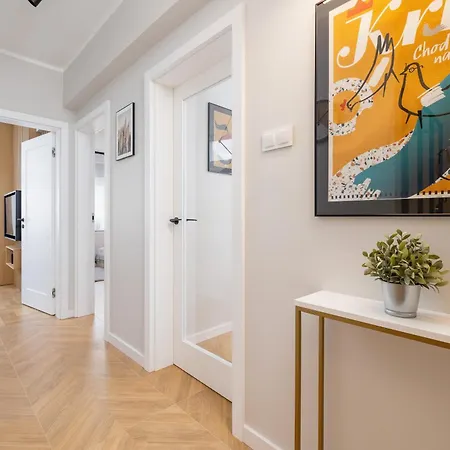 Apartament Warszauera Z Klimatyzacja Na Krakowskim Kazimierzu By Renters
