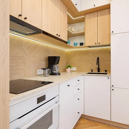 Warszauera Z Klimatyzacja Na Krakowskim Kazimierzu By Renters Apartament Kraków