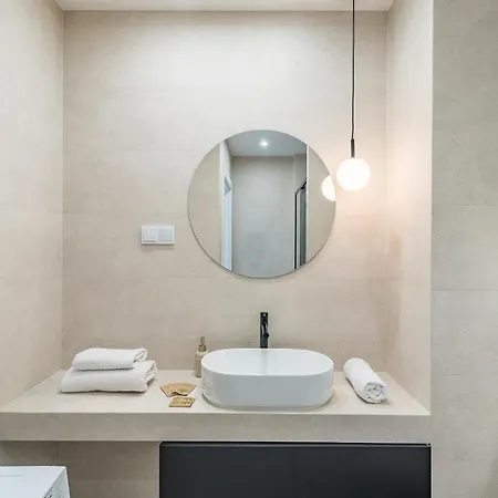 Apartment Grzegorzki - Balcony, Ac, Shops&tram Nearby - By Rentujemy