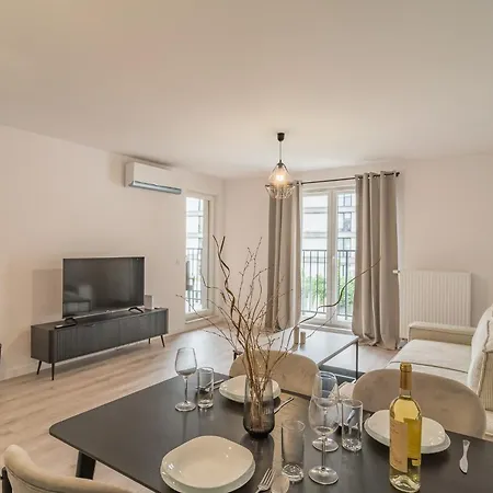 Grzegorzki - Balcony, Ac, Shops&tram Nearby - By Rentujemy Apartment Krakow